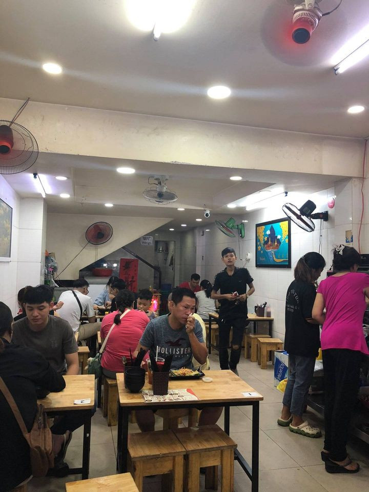Cho thuê góc 2 MẶT TIỀN (hẻm 4m) đường (2 chiều) NGUYỄN TRI PHƯƠNG,PHƯỜNG 08, QUẬN 10